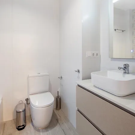Espectacular Piso En Nervion Apartamento *