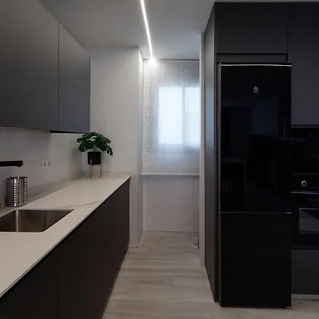 Espectacular Piso En Nervion Apartamento